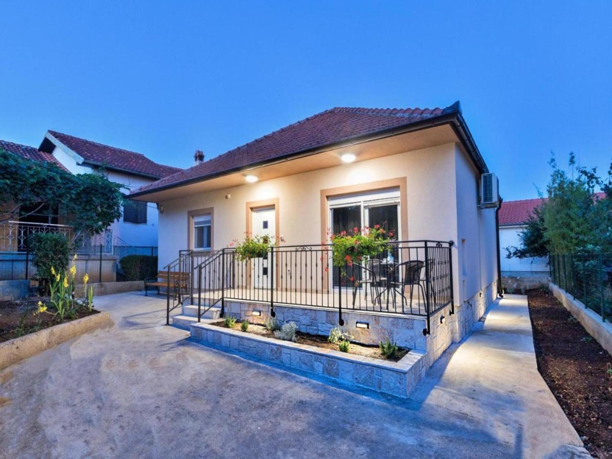 Mihael Holiday House Zadar Exterior foto